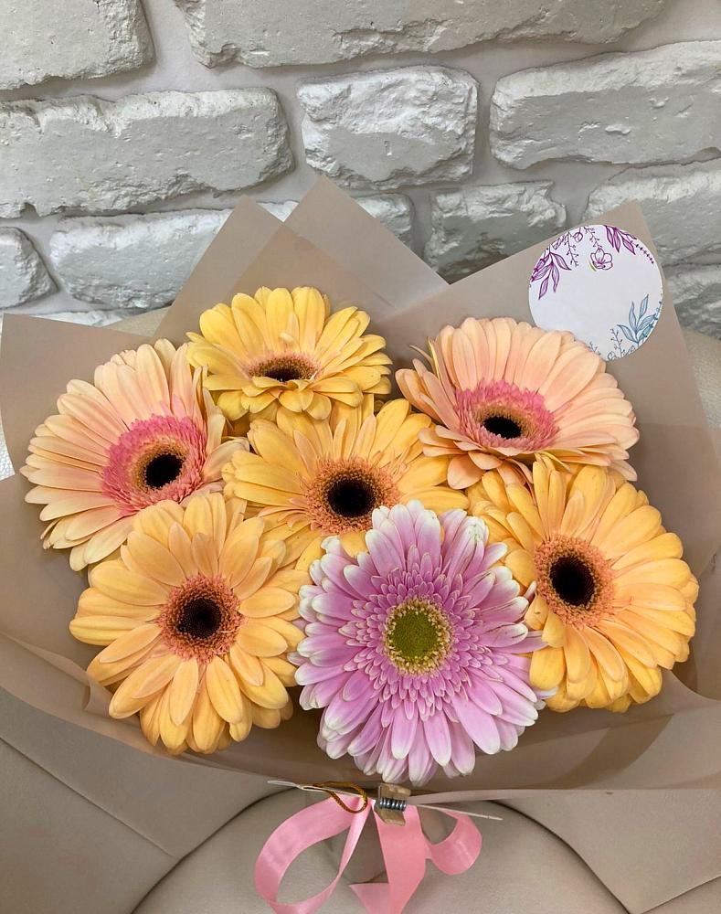 Букет цветов из: Герберы в Мелиховской