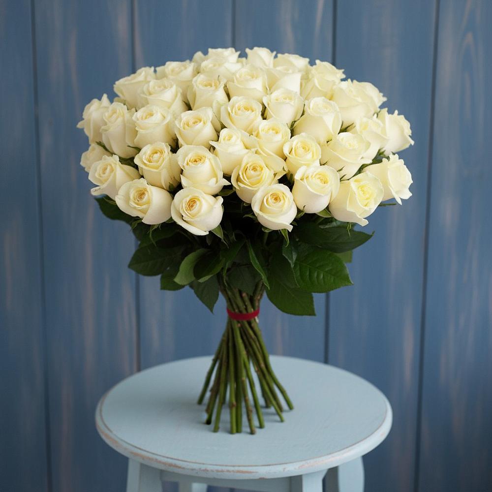 Букет 51 Белая роза Эдлесс Лав в Мелиховской