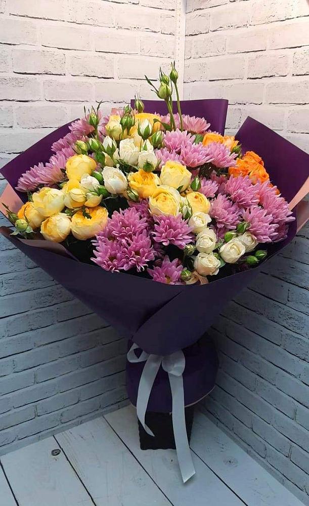 Букет цветов из: Хризантемы и Розы в Мелиховской