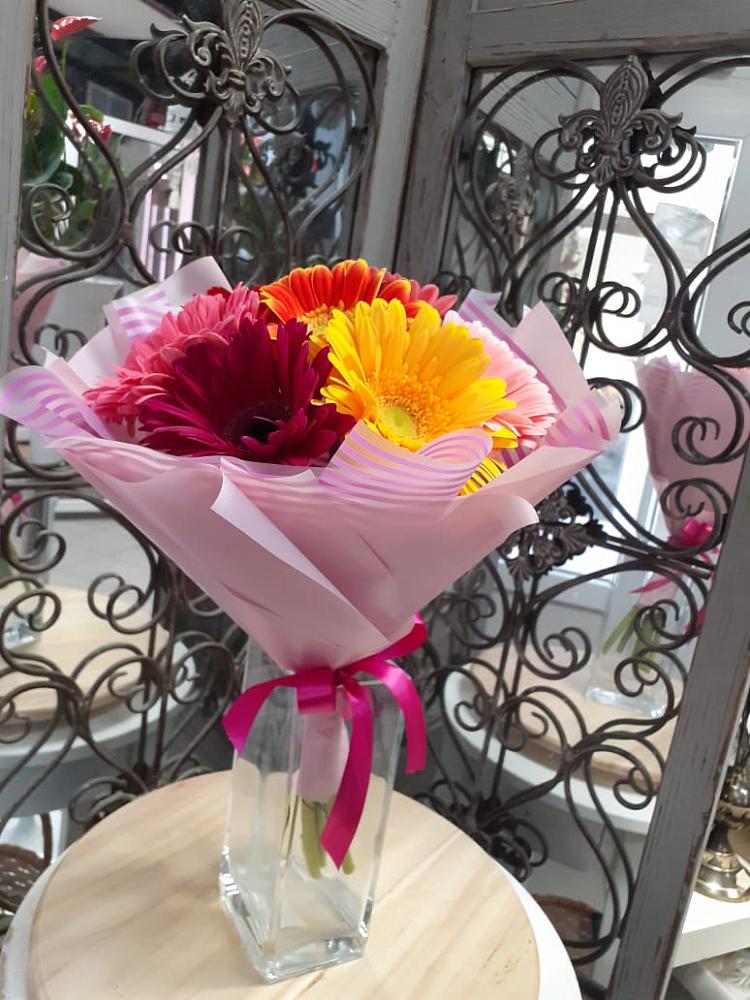 Букет цветов из: Герберы в Мелиховской