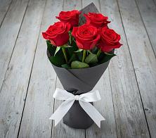 Букет 5 Красных роз Эдлесс Лав #REPLACE_PRED# Мелиховской