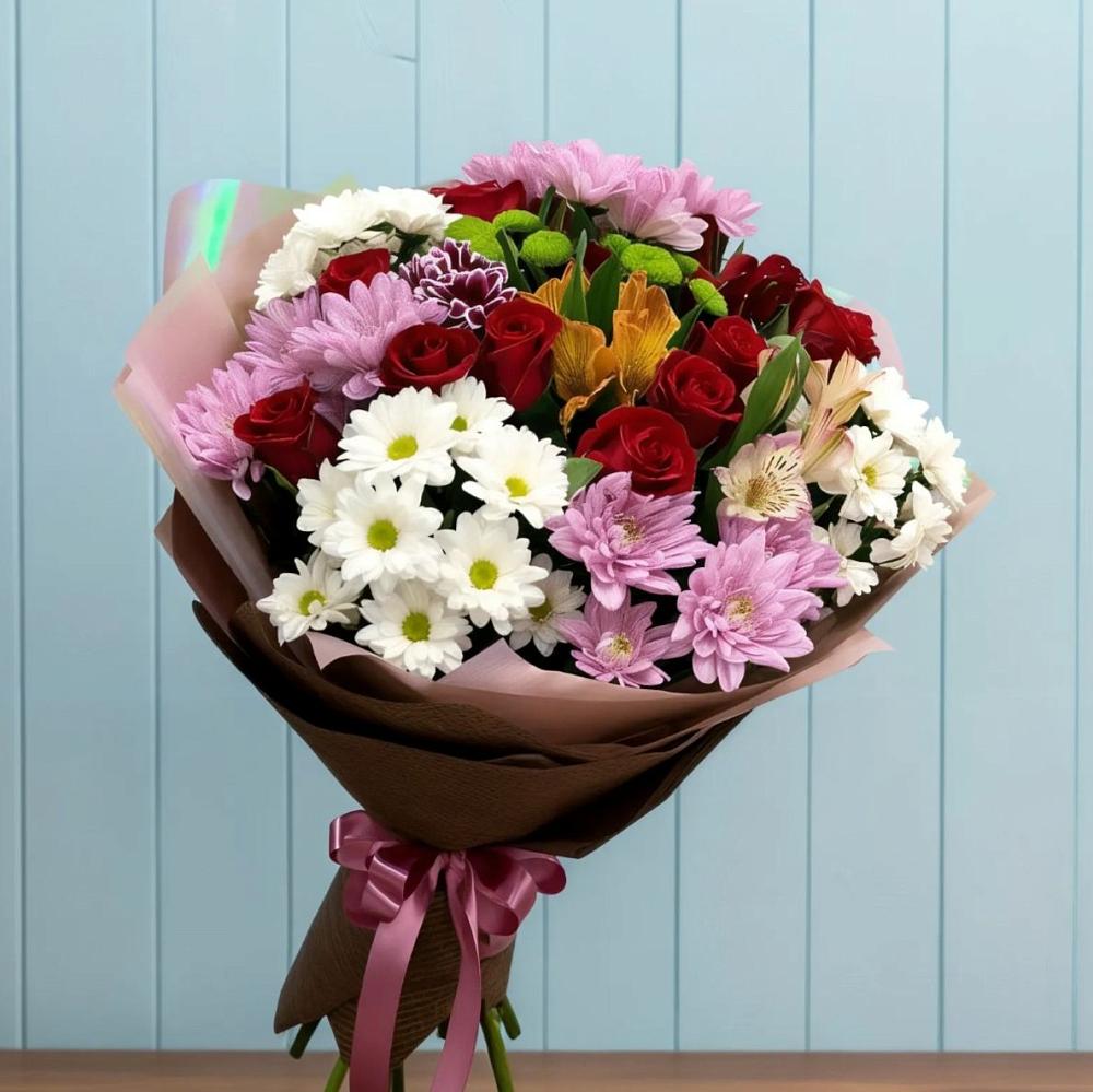 Букет цветов из: Розы, Хризантемы и Альстромерии в Мелиховской