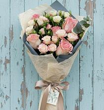 Букет цветов из:  Розы в Мелиховской