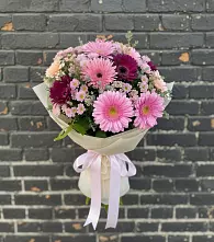 Букет цветов из:  Герберы и Хризантемы #REPLACE_PRED# Мелиховской