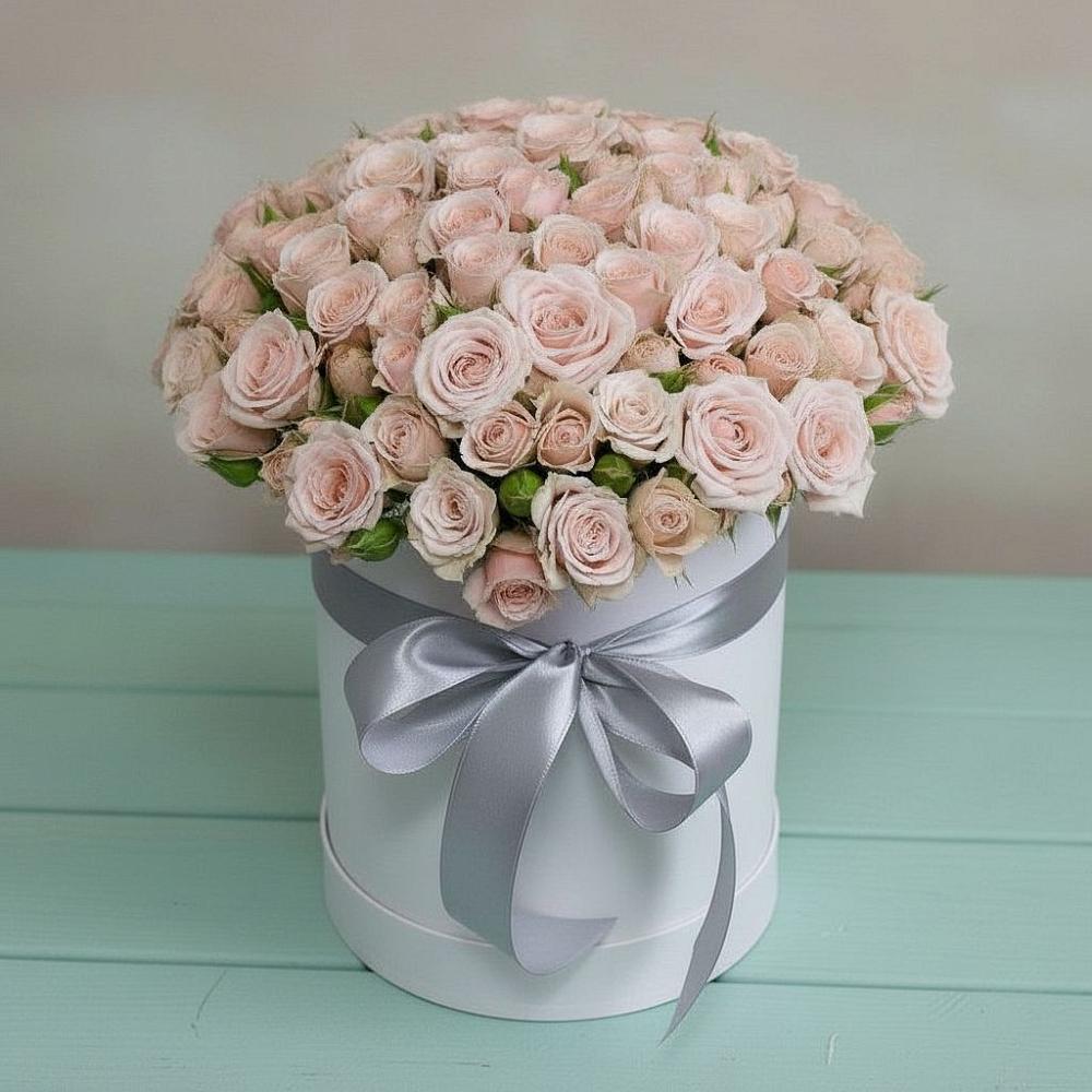 Цветочная композиция из Розы в шляпной коробке в Мелиховской